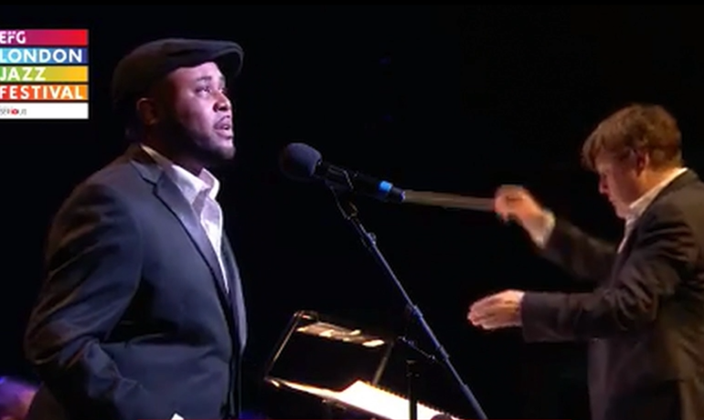 Tony Momrelle porta il soul internazionale al Teatro Fusco