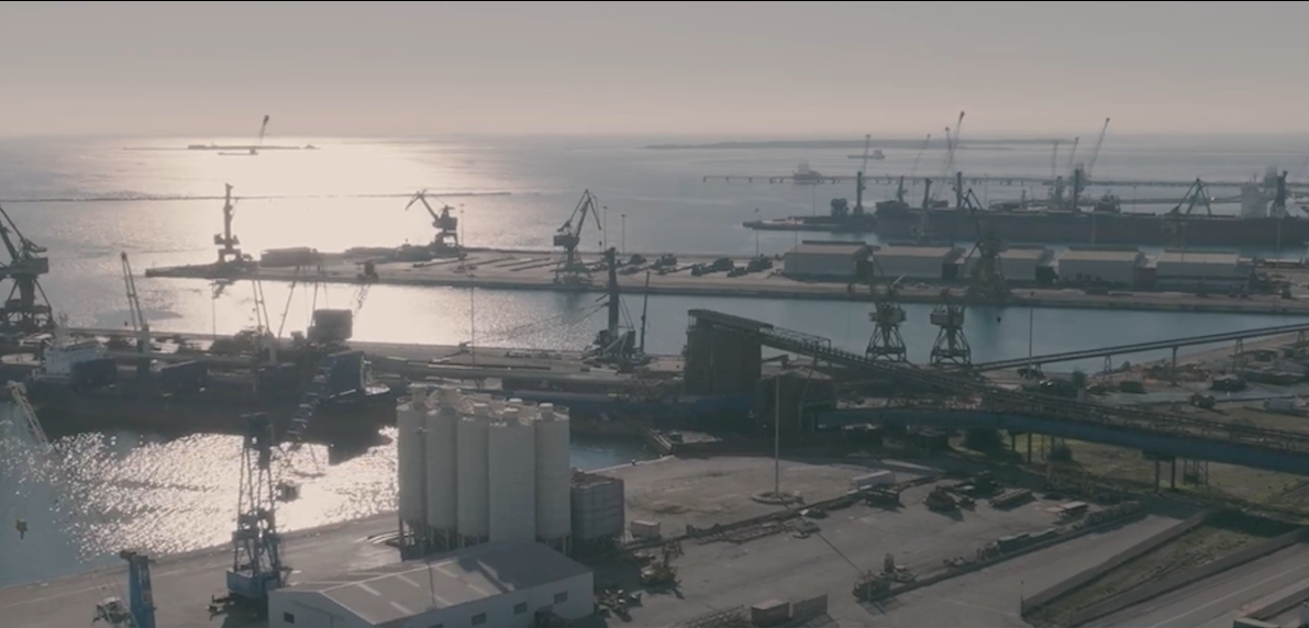 Porto di Taranto: il nuovo piano punta sulla transizione verde