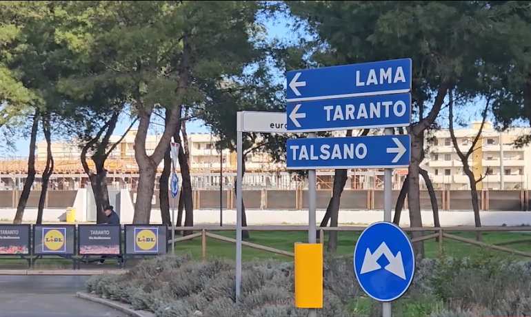 Balconi fioriti si, ma solo in centro
