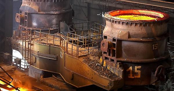 Muletto si ribalta: ferito un operaio