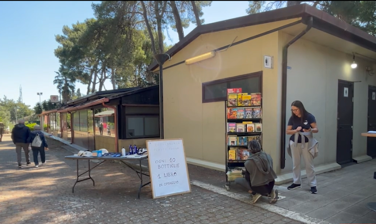 Ecolibreria: a Taranto la plastica si trasforma in cultura