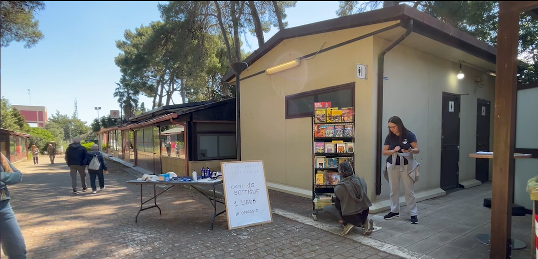Ecolibreria: a Taranto la plastica si trasforma in cultura