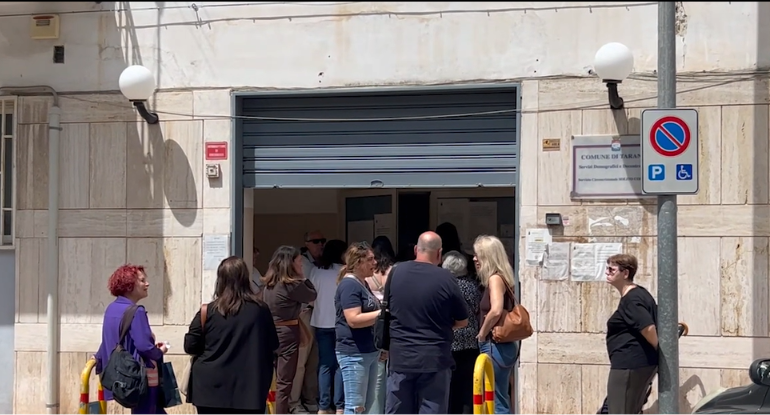 Caos Carta D'identità a Taranto