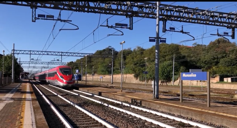 Il Frecciarossa arriva a Taranto