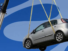 Auto sul balcone: bufera su Kyma