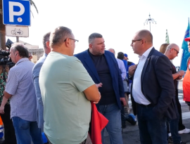 In piazza le ragioni di cinquecento lavoratori